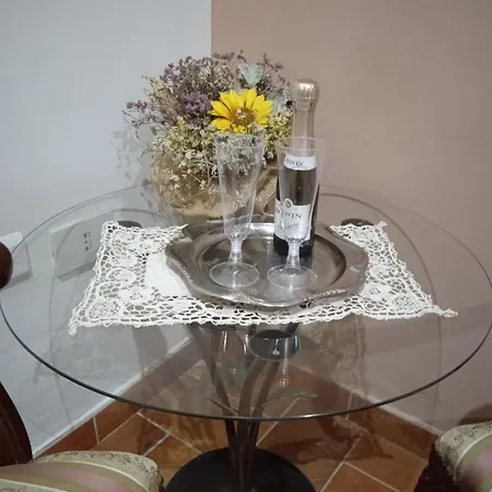 לינה וארוחת בוקר Il Girasole צ'פראנו